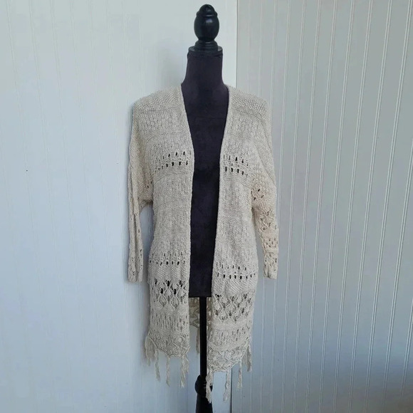 Hollister Women's Beige Knit Open Front Long Sleeve Fringe Cardigan Size Medium - Picture 1 of 9